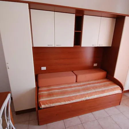 Locazione Turistica Auriga.3 *